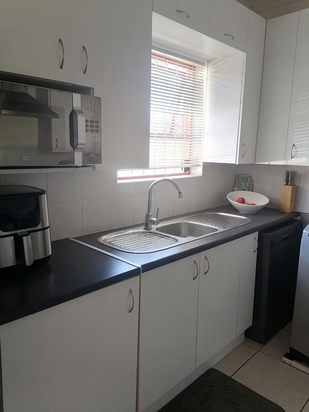 2 Bedroom Property for Sale in Kloofzicht Western Cape
